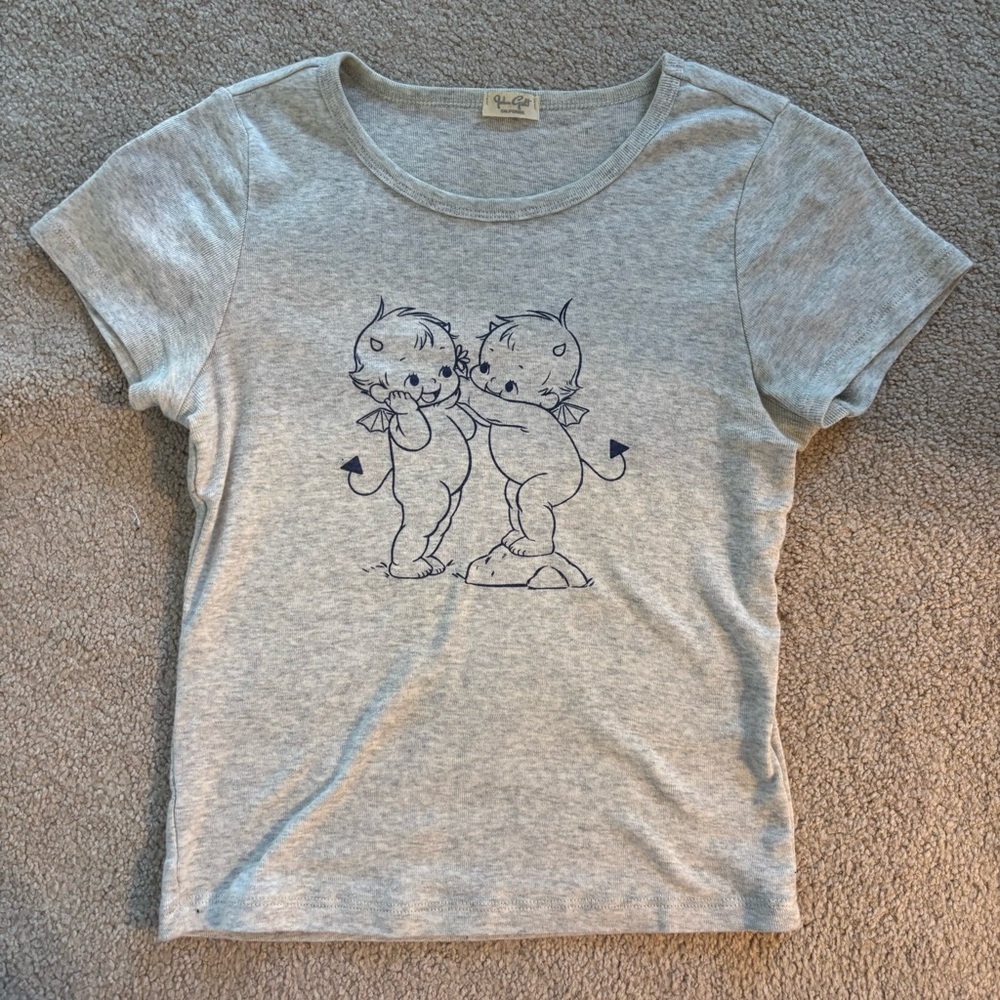 Brandy Melville Baby Tee - Size OS